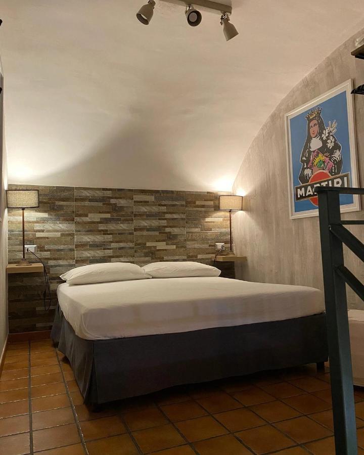 Bed&Art Apartment Napoli Bagian luar foto
